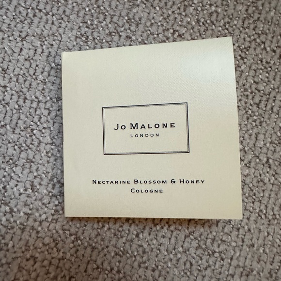 JO MALONE LONDON COLOGNE - Picture 2 of 2